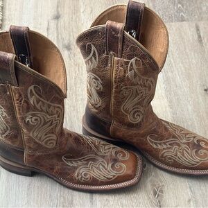 Women's Justin Leather Boots